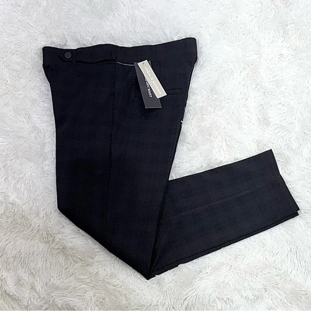 NWT CHLOE & JASMINE Black Plaid Trousers Size Medium Price to sell!